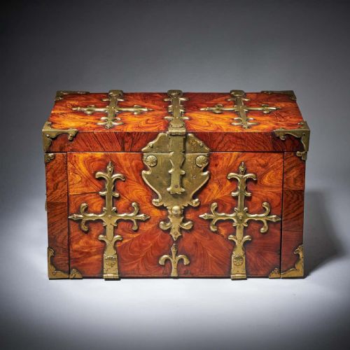 17TH C WILLIAM AND MARY KINGWOOD STRONGBOX OR COFFRE FORT C 1690 - ADDITIONAL PHOTO 3