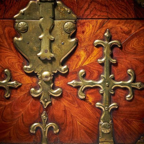17TH C WILLIAM AND MARY KINGWOOD STRONGBOX OR COFFRE FORT C 1690 - ADDITIONAL PHOTO 14