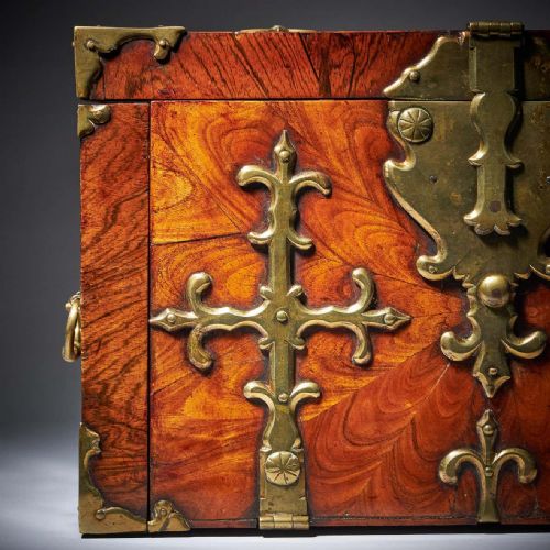 17TH C WILLIAM AND MARY KINGWOOD STRONGBOX OR COFFRE FORT C 1690 - ADDITIONAL PHOTO 15
