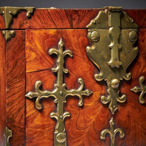 17TH C WILLIAM AND MARY KINGWOOD STRONGBOX OR COFFRE FORT C 1690 - ADDITIONAL PHOTO 16