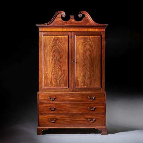 18th century george iii mahogany linen press with scrolling pediment - CATEGORY: ANTIQUE CUPBOARDS - DATED 18TH CENTURY