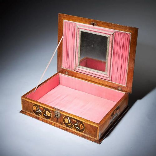 17TH CENTURY WILLIAM AND MARY FLORAL MARQUETRY OLIVE OYSTER LACE BOX CIRCA 1680 - ADDITIONAL PHOTO 3