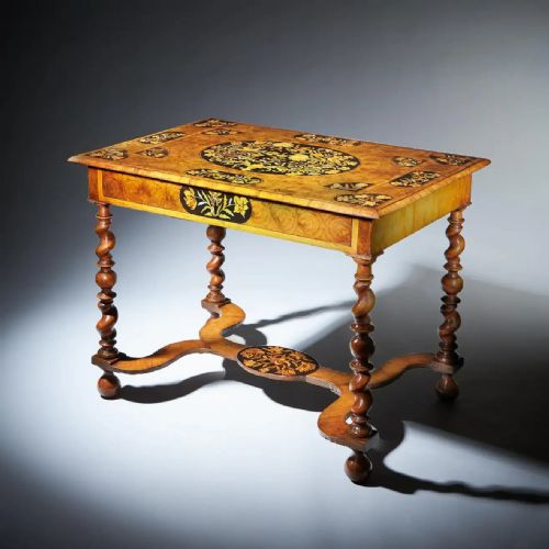 17TH CENTURY CHARLES II OLIVE OYSTER FLORAL MARQUETRY TABLE CIRCA 16801690 - ADDITIONAL PHOTO 1