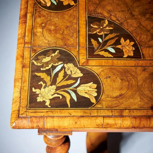17TH CENTURY CHARLES II OLIVE OYSTER FLORAL MARQUETRY TABLE CIRCA 16801690 - ADDITIONAL PHOTO 8