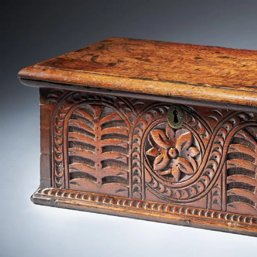RARE WILLIAM AND MARY 17TH CENTURY CARVED OAK DEEDS BOX OF SMALL PROPORTIONS - ADDITIONAL PHOTO 4