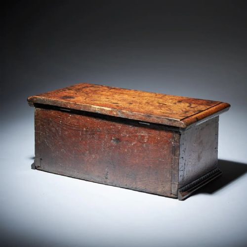 RARE WILLIAM AND MARY 17TH CENTURY CARVED OAK DEEDS BOX OF SMALL PROPORTIONS - ADDITIONAL PHOTO 5