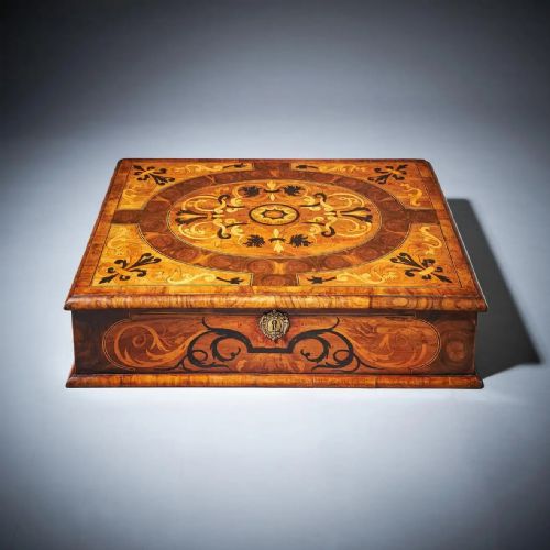 17TH CENTURY WILLIAM AND MARY OLIVE OYSTER ARABESQUE MARQUETRY LACE BOX C1690 - ADDITIONAL PHOTO 3