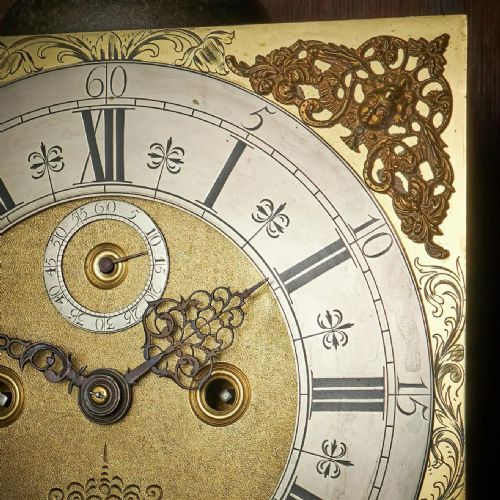 17TH CENTURY WILLIAM AND MARY EIGHTDAY BURL ELM FLORAL MARQUETRY LONGCASE CLOCK - ADDITIONAL PHOTO 9