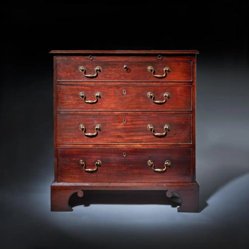 THE 18TH CENTURY GEORGE III MAHOGANY BACHELORS CHEST BY PHILIP BELL LONDON - ADDITIONAL PHOTO 2