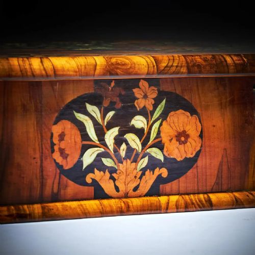 IMPORTANT 17TH CENTURY CHARLES II MARQUETRY OLIVE OYSTER LACE BOX CIRCA 1680 - ADDITIONAL PHOTO 5
