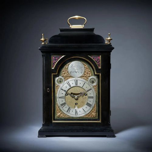 A RARE 18TH CENTURY GEORGE II MUSICAL TABLE CLOCK BY MATTHEW KING C 1735 - ADDITIONAL PHOTO 3