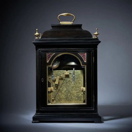 A RARE 18TH CENTURY GEORGE II MUSICAL TABLE CLOCK BY MATTHEW KING C 1735 - ADDITIONAL PHOTO 6