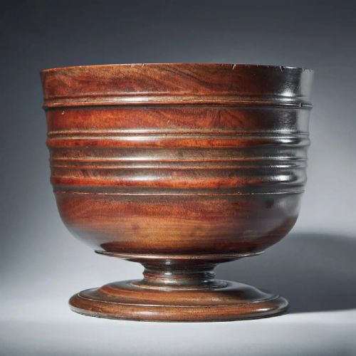 A FINE AND RARE 17TH CENTURY CHARLES II LIGNUM VITAE WASSAIL BOWL MUSEUM GRADE - ADDITIONAL PHOTO 5