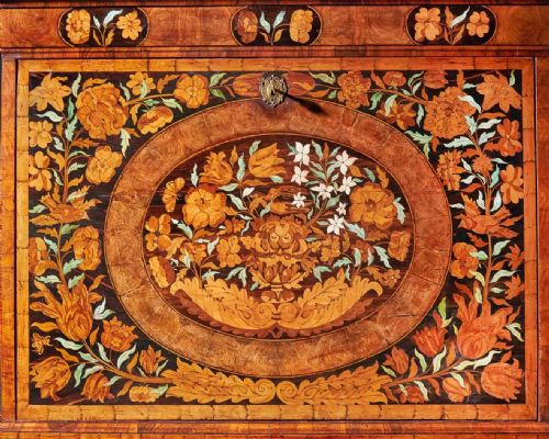 17TH CENTURY WILLIAM AND MARY OLIVE OYSTER MARQUETRY ESCRITOIRE CIRCA 1680 - ADDITIONAL PHOTO 10