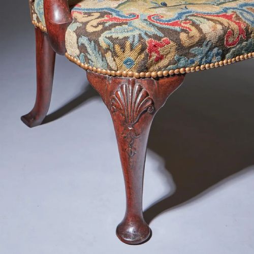18TH CENTURY GEORGE I WALNUT SHEPHERDS CROOK ARM CHAIR - ADDITIONAL PHOTO 9