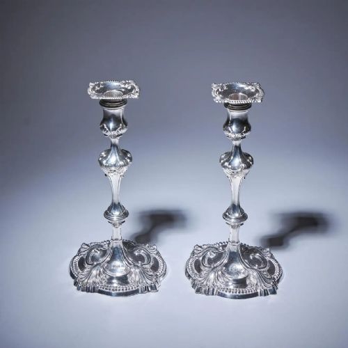 PAIR OF 18TH CENTURY GEORGE III SILVER CANDLESTICKS BY DAVID BELL LONDON 1762 - ADDITIONAL PHOTO 2