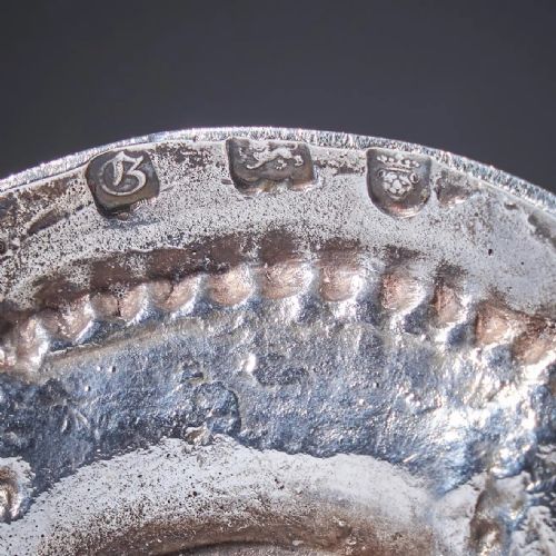 PAIR OF 18TH CENTURY GEORGE III SILVER CANDLESTICKS BY DAVID BELL LONDON 1762 - ADDITIONAL PHOTO 6
