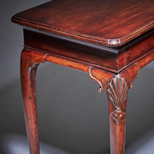 18TH CENTURY GEORGE I MAHOGANY TABLE OF DIMINUTIVE PROPORTIONS CIRCA 1725 - ADDITIONAL PHOTO 6