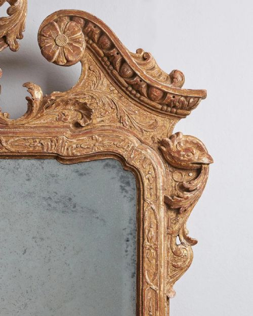 AN IMPORTANT 18TH CENTURY GEORGE I GILT GESSO MIRROR C 1725 - ADDITIONAL PHOTO 3