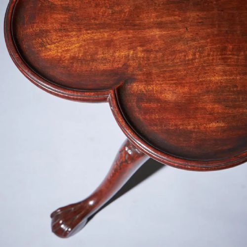 A FINE 18TH CENTURY GEORGE II MAHOGANY PIECRUST TRIPOD TABLE CIRCA 1750 - ADDITIONAL PHOTO 6