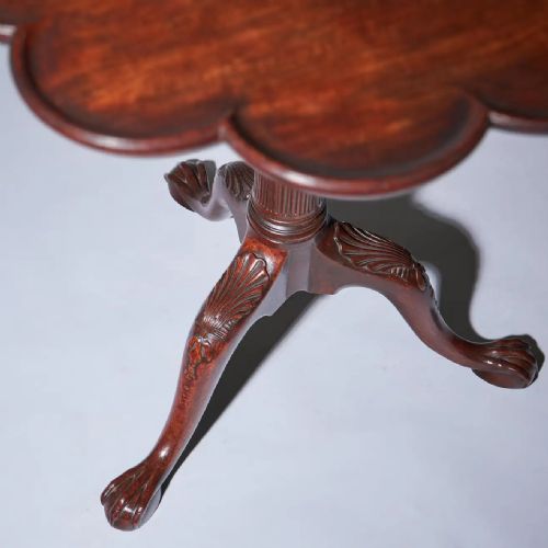 A FINE 18TH CENTURY GEORGE II MAHOGANY PIECRUST TRIPOD TABLE CIRCA 1750 - ADDITIONAL PHOTO 8