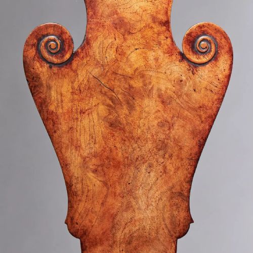 18TH CENTURY GEORGE I CARVED WALNUT CHAIR COVERED IN PERIOD NEEDLEWORK - ADDITIONAL PHOTO 8