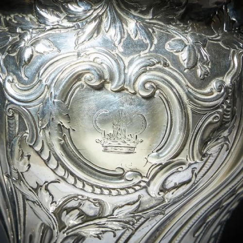 A RARE SILVER MOUNTED GEORGE II SHAGREEN TEA CADDY WITH SILVER ROCCO CANISTORS - ADDITIONAL PHOTO 9