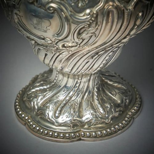 A RARE SILVER MOUNTED GEORGE II SHAGREEN TEA CADDY WITH SILVER ROCCO CANISTORS - ADDITIONAL PHOTO 14