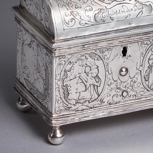 A MUSEUMGRADE MID17TH CENTURY DUTCH SILVER MARRIAGE COFFIN OR KNOTTEKISTJE CIRCA 1660 - ADDITIONAL PHOTO 1