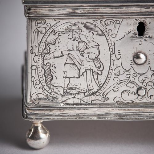A MUSEUMGRADE MID17TH CENTURY DUTCH SILVER MARRIAGE COFFIN OR KNOTTEKISTJE CIRCA 1660 - ADDITIONAL PHOTO 10