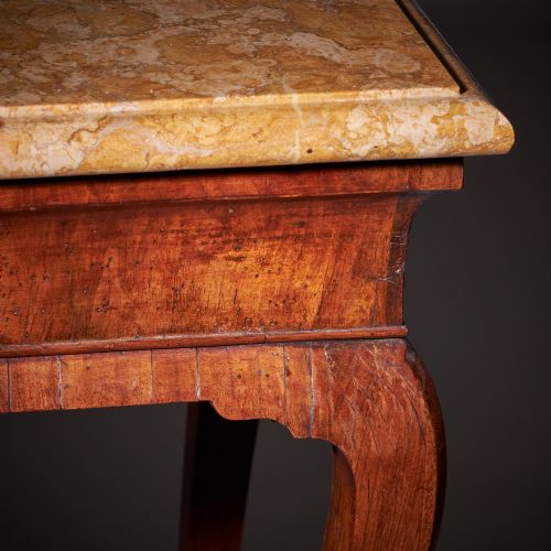 18TH CENTURY GEORGE II FIGURED WALNUT CONSOLE TABLE SIENNA BROCATELLE MARBLE - ADDITIONAL PHOTO 6