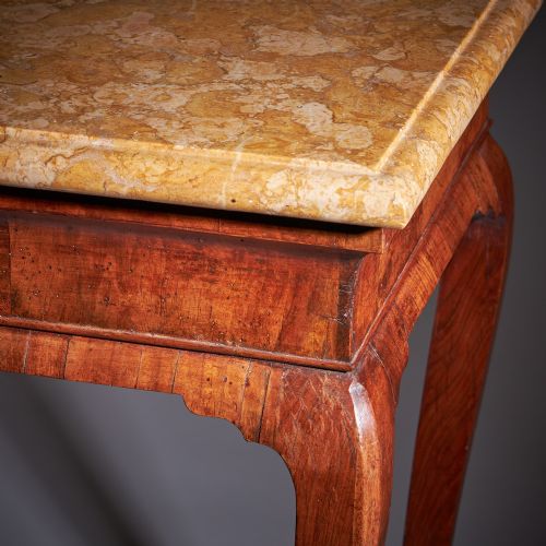 18TH CENTURY GEORGE II FIGURED WALNUT CONSOLE TABLE SIENNA BROCATELLE MARBLE - ADDITIONAL PHOTO 15