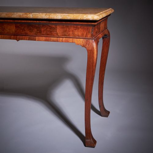 18TH CENTURY GEORGE II FIGURED WALNUT CONSOLE TABLE SIENNA BROCATELLE MARBLE - ADDITIONAL PHOTO 18