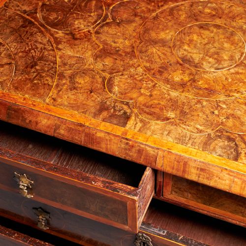 ORIGINAL 17TH CENTURY WILLIAM AND MARY OLIVE OYSTER CHEST CIRCA 1690 ENGLAND - ADDITIONAL PHOTO 7