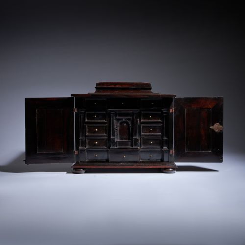 RARE 17TH CENTURY SOUTH GERMAN RENAISSANCE TABLE CABINET AUGSBURG - ADDITIONAL PHOTO 4