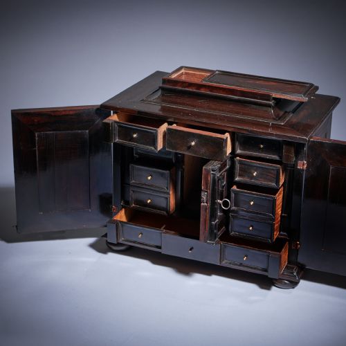 RARE 17TH CENTURY SOUTH GERMAN RENAISSANCE TABLE CABINET AUGSBURG - ADDITIONAL PHOTO 8