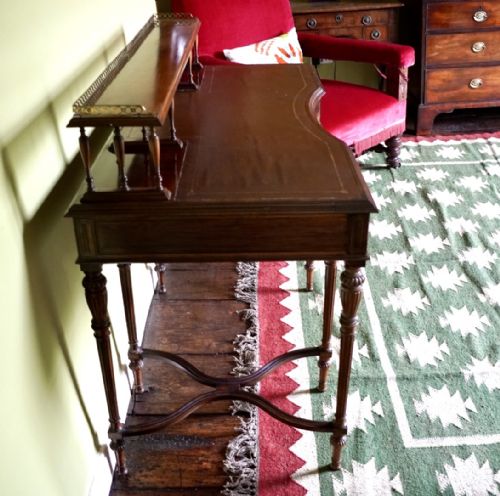 VICTORIAN ROSEWOOD AND BRASS STRUNG WRITING DESK BY COLLINSON LOCK OF LONDON - ADDITIONAL PHOTO 11