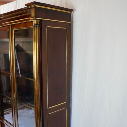 FRENCH DIRECTOIRE STYLE MAHOGANY GLAZED DISPLAY VITRINE CABINET - ADDITIONAL PHOTO 12