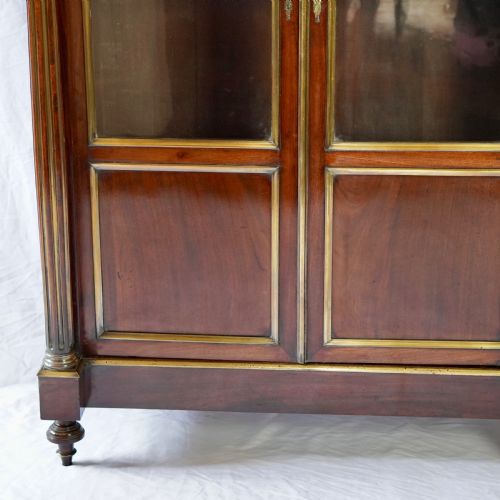 FRENCH DIRECTOIRE STYLE MAHOGANY GLAZED DISPLAY VITRINE CABINET - ADDITIONAL PHOTO 16