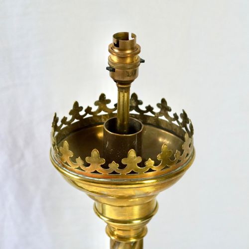 LARGE PAIR OF 19TH CENTURY CONVERTED BRASS ALTAR CANDLESTICK LAMPS - ADDITIONAL PHOTO 3