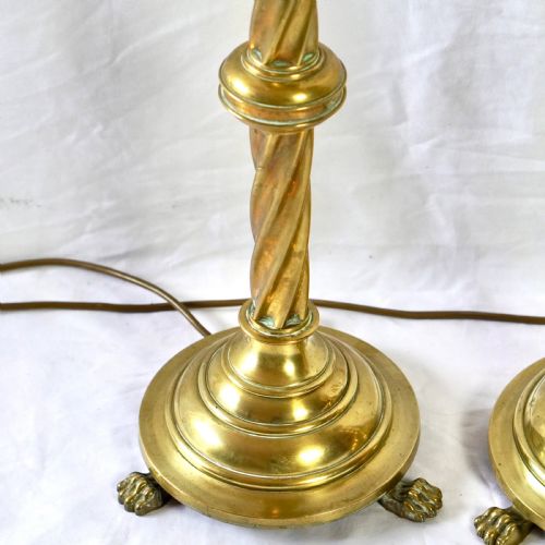 LARGE PAIR OF 19TH CENTURY CONVERTED BRASS ALTAR CANDLESTICK LAMPS - ADDITIONAL PHOTO 4