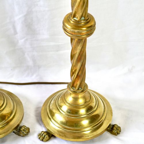 LARGE PAIR OF 19TH CENTURY CONVERTED BRASS ALTAR CANDLESTICK LAMPS - ADDITIONAL PHOTO 5