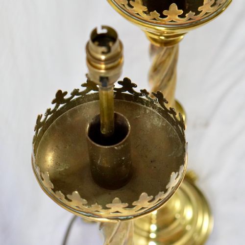 LARGE PAIR OF 19TH CENTURY CONVERTED BRASS ALTAR CANDLESTICK LAMPS - ADDITIONAL PHOTO 7