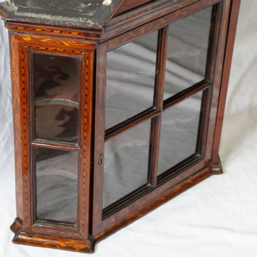 LATE 18TH EARLY 19TH CENTURY DUTCH FLORAL MARQUETRY GLAZED DISPLAY CABINET - ADDITIONAL PHOTO 11