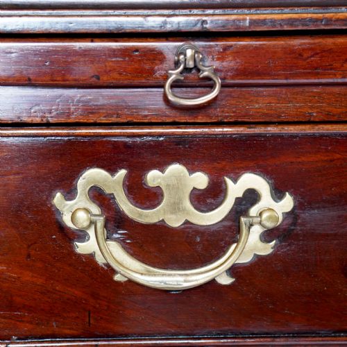 GEORGIAN MAHOGANY BACHELOR'S CHEST OF DRAWERS - ADDITIONAL PHOTO 6