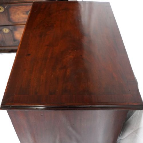 GEORGIAN MAHOGANY BACHELOR'S CHEST OF DRAWERS - ADDITIONAL PHOTO 15