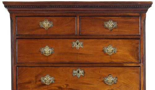 GEORGE III MAHOGANY CHEST ON CHEST WITH OAKLINED DRAWERS LATE 18TH CENTURY - ADDITIONAL PHOTO 1