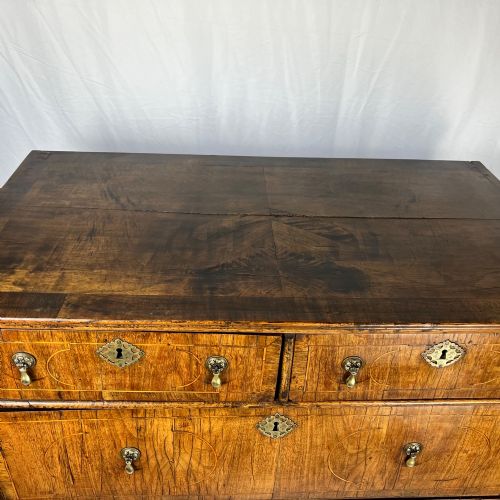 QUEEN ANNE WALNUT CROSSBANDED CHEST ON ASSOCIATED STAND C1710 - ADDITIONAL PHOTO 10