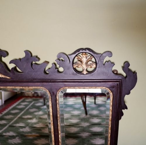 LARGE VICTORIAN MAHOGANY CHIPPENDALE REVIVAL TRIPTYCH OVERMANTEL MIRROR WITH HOHO BIRD CRESTING - ADDITIONAL PHOTO 3