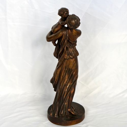 VICTORIAN BRONZE FIGURE OF CLASSICAL MOTHER CHILD GRECIAN SCULPTURE GRAND TOUR - ADDITIONAL PHOTO 3